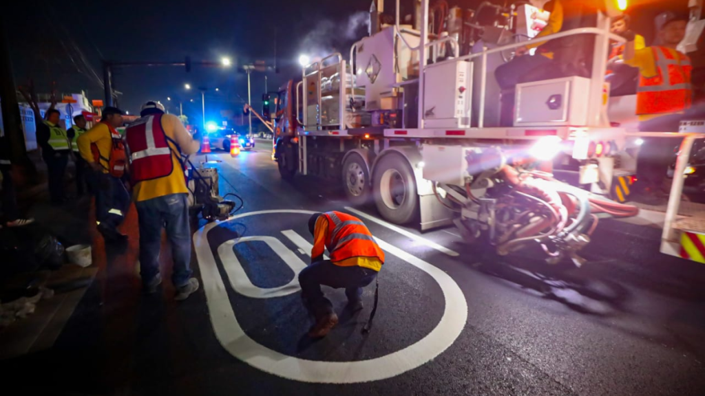 Monterrey Intensifica Rehabilitación De Vialidades Durante La Madrugada