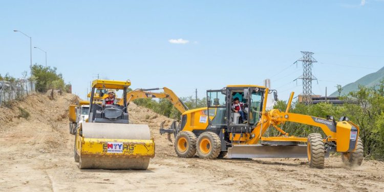 Huajuco-monterrey-vialidades-regias - Apoyo Regio