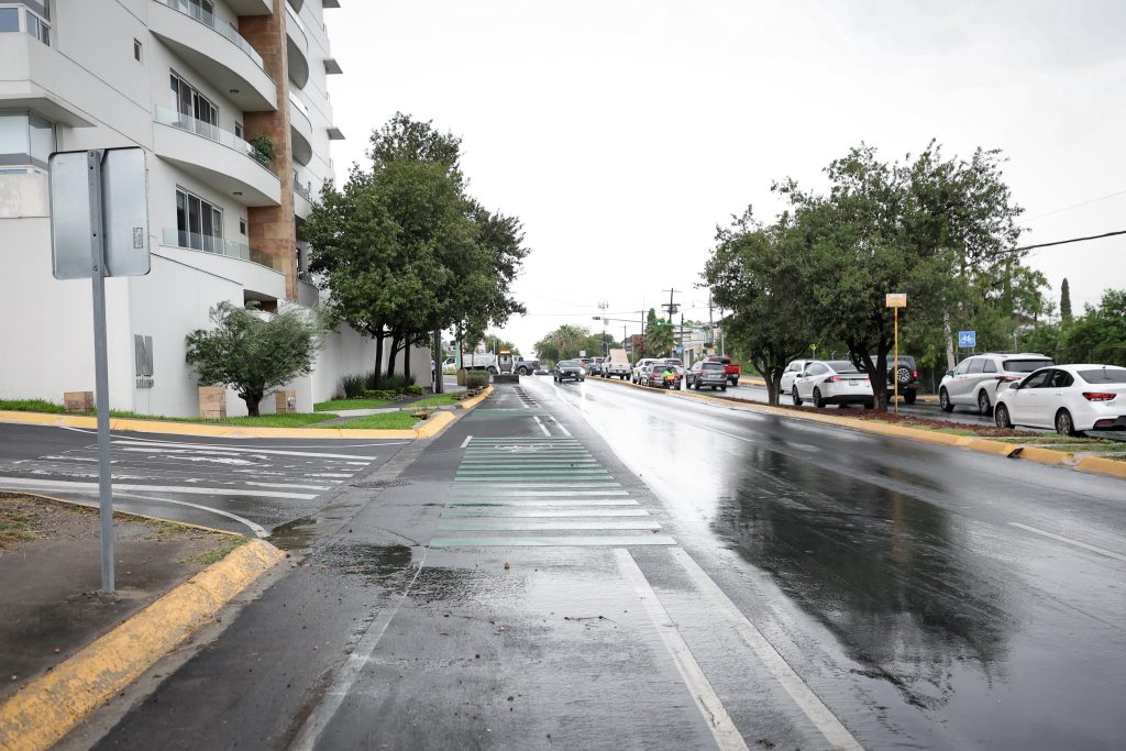 Obra En Alfonso Reyes, Rehabilitación Vial, Movilidad Urbana, Contraflujo, San Pedro
