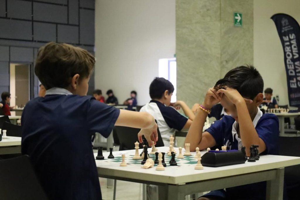 Copa Colegial Monterrey 2025 - Apoyo Regio Copa-colegial-monterrey-2025-deporte-escolar-jóvenes-atletas-monterrey-premiación-deportiva