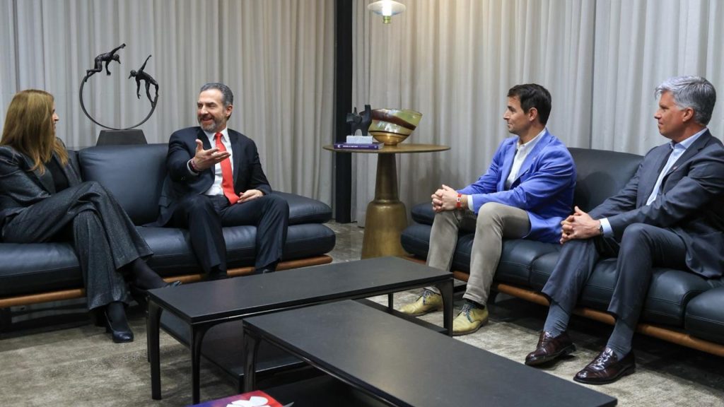 Embajador De Canadá - Apoyo Regio Embajador-de-canadá-mundial-fifa-2026-comercio-internacional-t-mec-desarrollo-económico