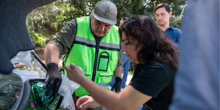 Escobedo-recicla-drive-thru-cuidado-ambiental-residuos - Apoyo Regio
