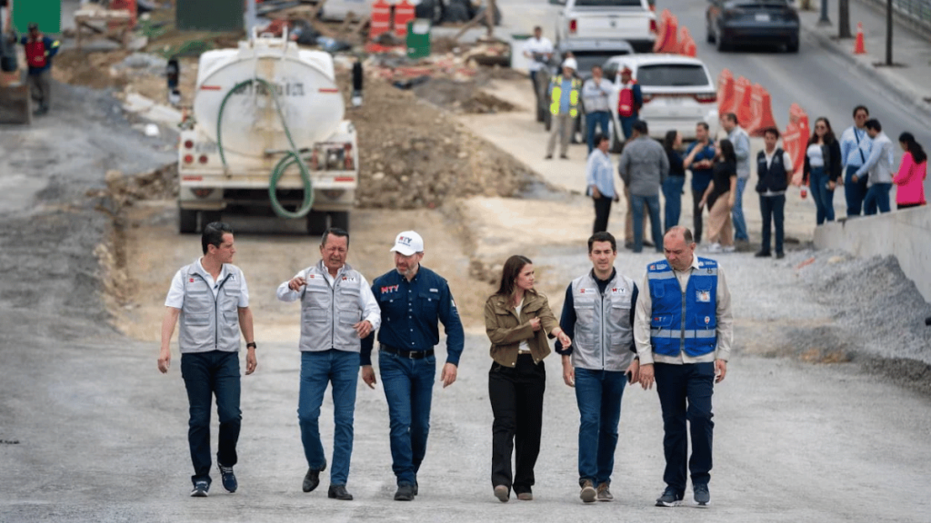 Adrian-de-la-garza-mejora-movilidad-urbana - Apoyo Regio Adrian De La Garza Mejora Movilidad Urbana